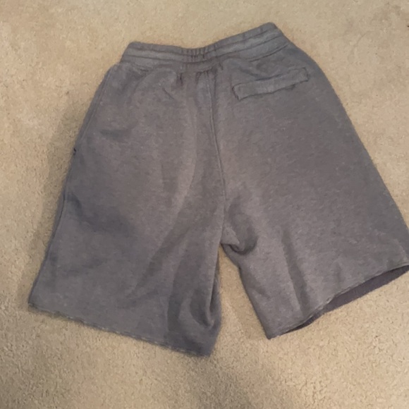 Under Armour Sweat Shorts - Picture 2 of 2